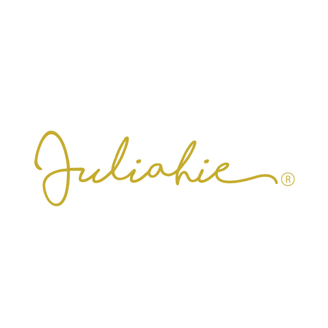 JULIAHIE​​