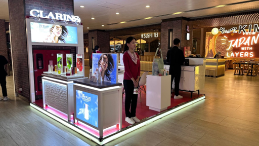 Clarins 2
