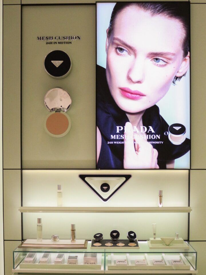 PRADA BEAUTY FIRST IN INDONESIAThe House of Prada unveils its beauty universe — a refined expres (2)