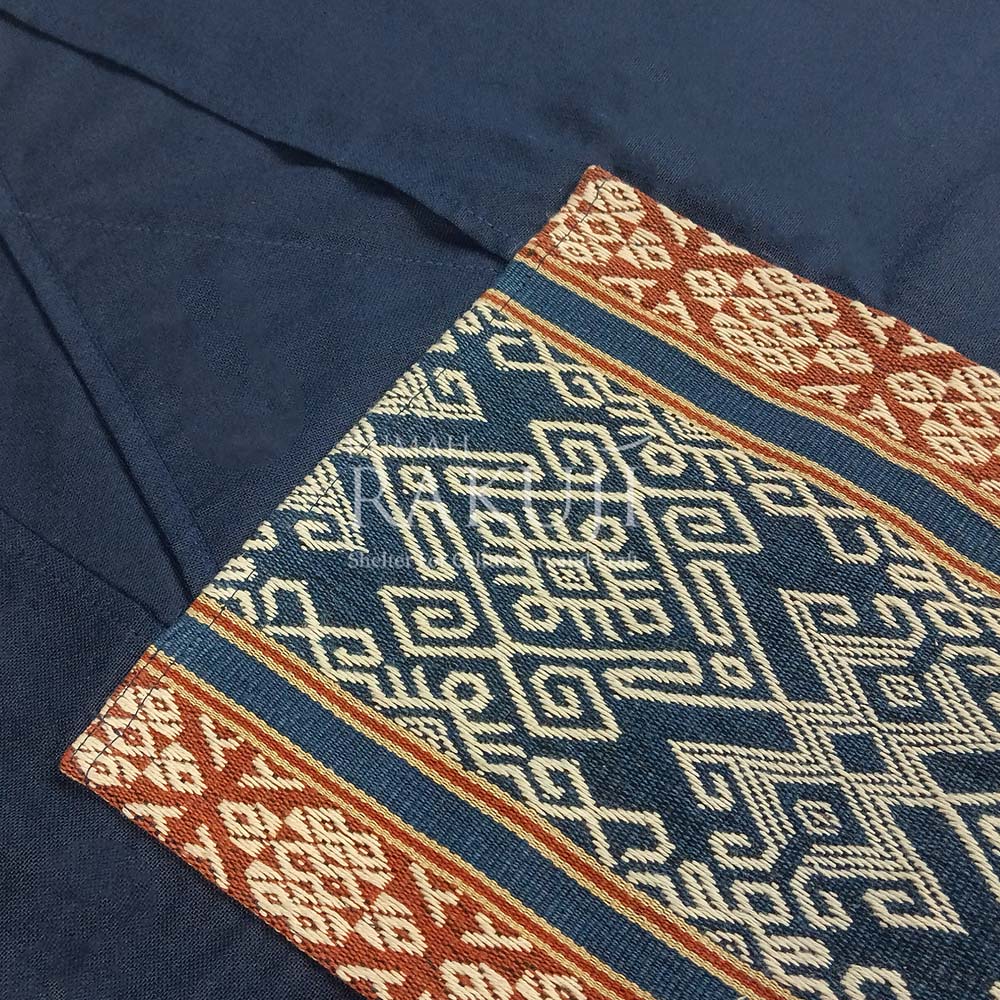 Rumah Rakuji - Blouse Kutubaru - Pahikung - navy - Image 2